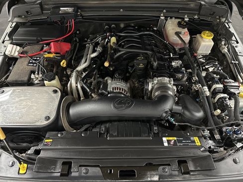 Used 2022 Jeep Gladiator Mojave w/ Cold Weather Group image 38