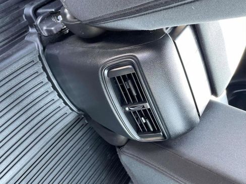 Used 2022 Honda CR-V Special Edition image 11