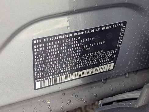 New 2026 Volkswagen Tiguan SE image 39