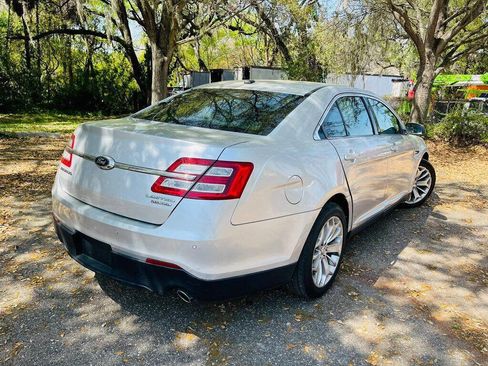 Used 2013 Ford Taurus Limited image 5