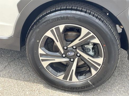 Certified 2025 Subaru Crosstrek 2.0i Premium AWD/4WD image 11