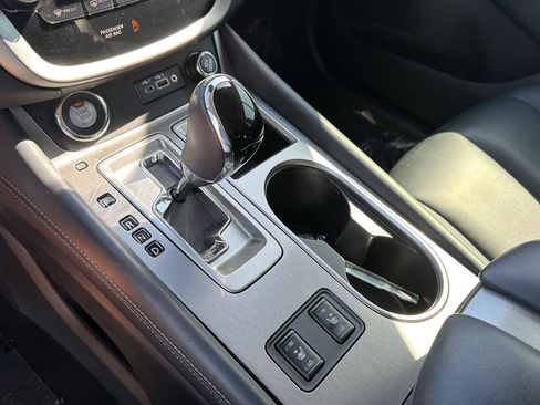Used 2022 Nissan Murano SV FWD image 27