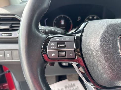 Certified 2025 Honda Pilot EX-L image 15