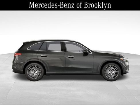 Certified 2025 Mercedes-Benz GLC 300 4MATIC image 16