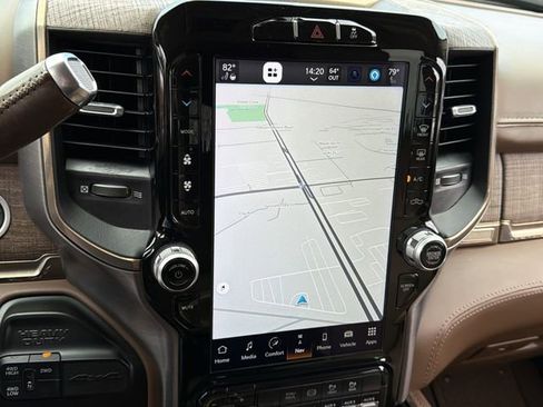 Used 2022 RAM 3500 Limited image 30