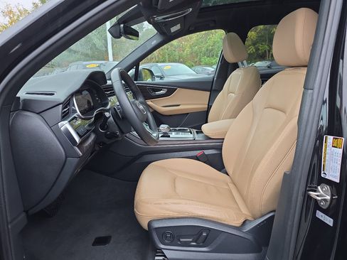 Used 2022 Audi Q7 2.0T Premium Plus w/ Premium Plus Package image 26