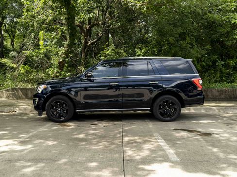Used 2021 Ford Expedition Limited RWD image 6