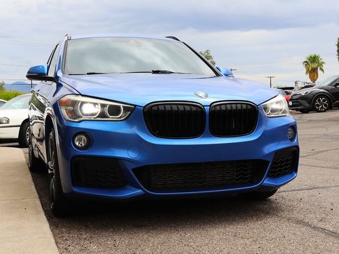 Used 2018 BMW X1 xDrive28i w/ M Sport Package AWD/4WD image 18