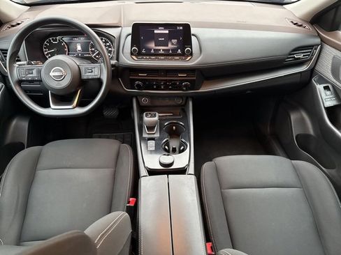 Used 2023 Nissan Rogue S image 11