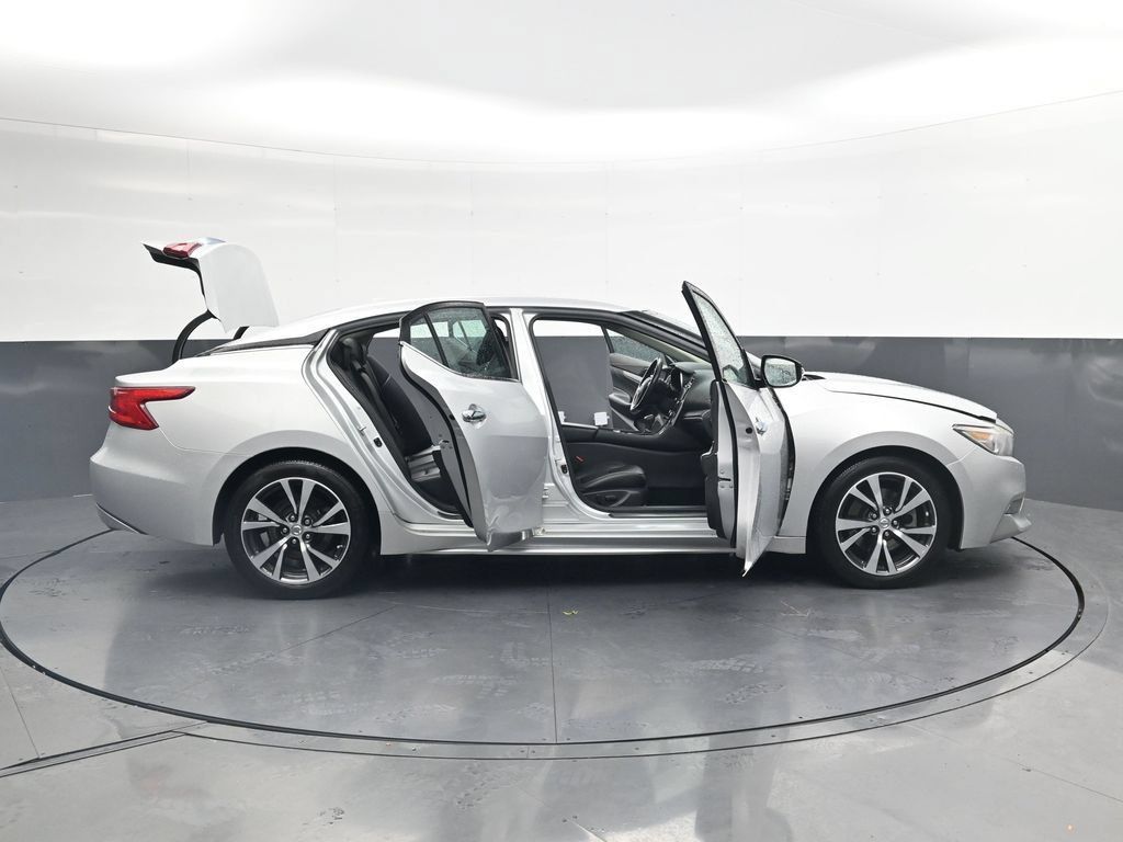 Used 2017 Nissan Maxima 3.5 SV FWD image 43