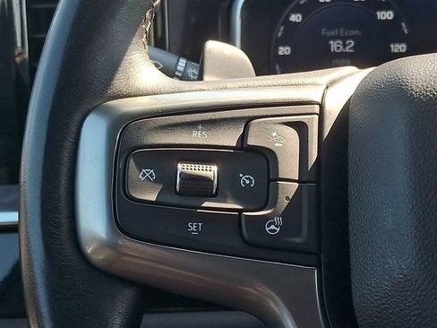 Used 2023 Chevrolet Silverado 1500 LT AWD/4WD image 20