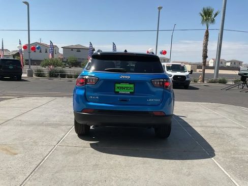 Used 2025 Jeep Compass Limited AWD/4WD image 6