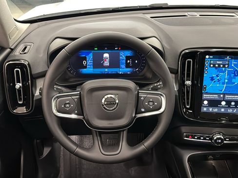 Used 2026 Volvo XC40 B5 Plus w/ Protection Package Premier image 12