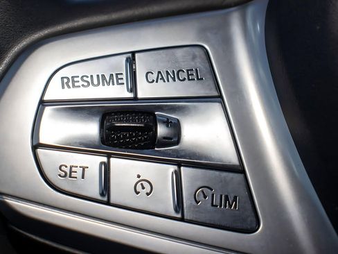 Used 2021 BMW 330i Sedan w/ Convenience Package image 28