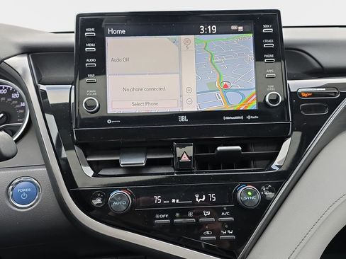 Used 2023 Toyota Camry XLE w/ Navigation Package image 22