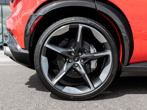 Used 2026 Ferrari Purosangue AWD/4WD image 15