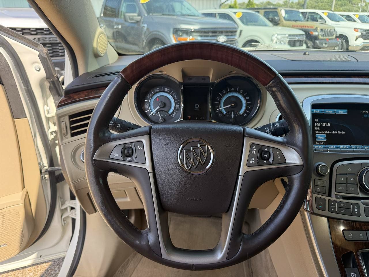 Used 2013 Buick LaCrosse Touring FWD image 13