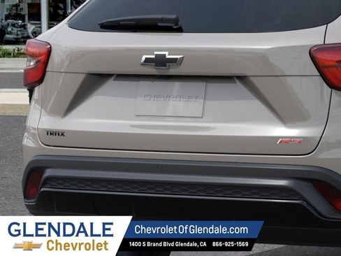 New 2026 Chevrolet Trax RS w/ Driver Confidence Package FWD image 14