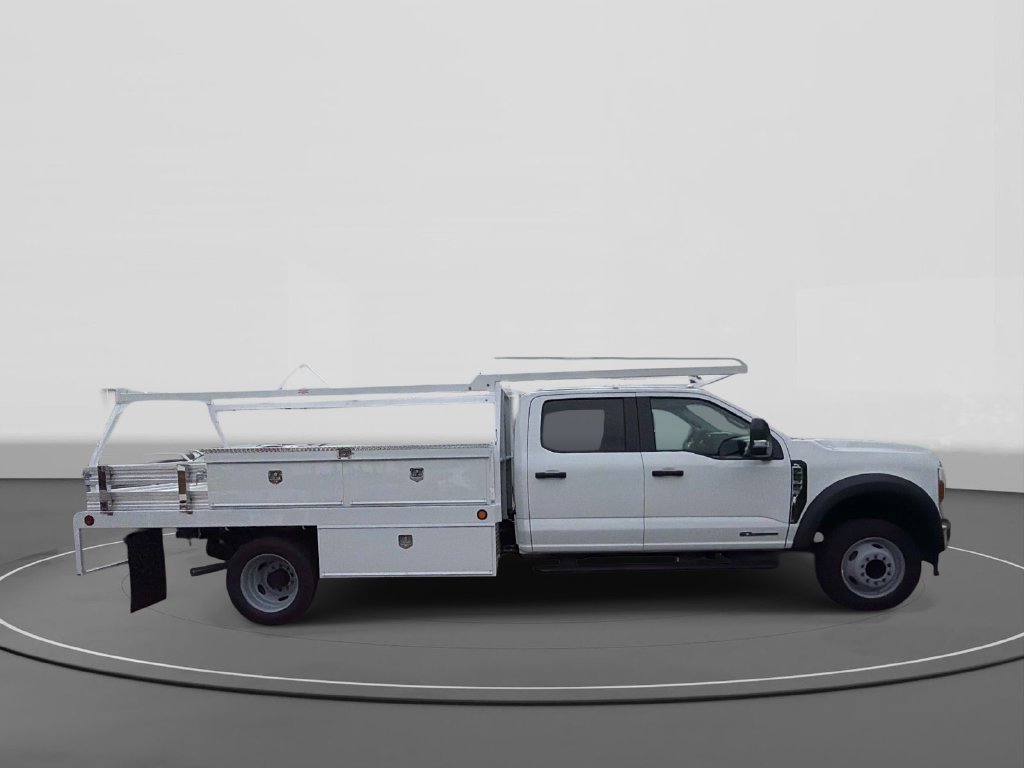 New 2026 Ford F550 2WD Crew Cab image 4