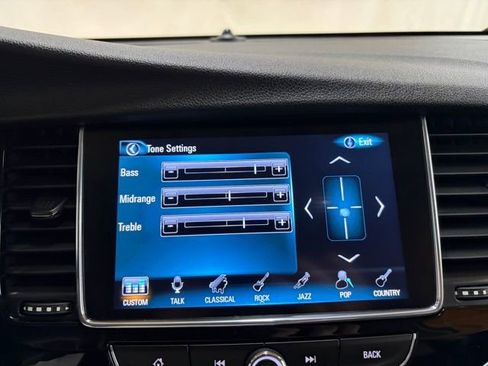 Used 2018 Buick Encore Preferred image 45