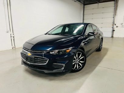Used 2018 Chevrolet Malibu LT w/ Leather Package