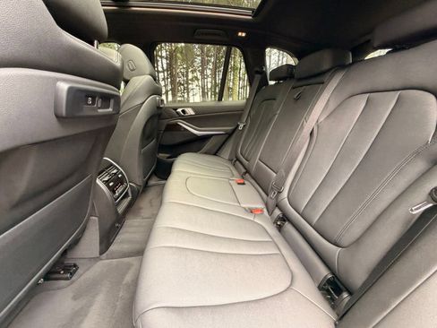 Used 2019 BMW X5 xDrive40i w/ Premium Package 2 AWD/4WD image 14