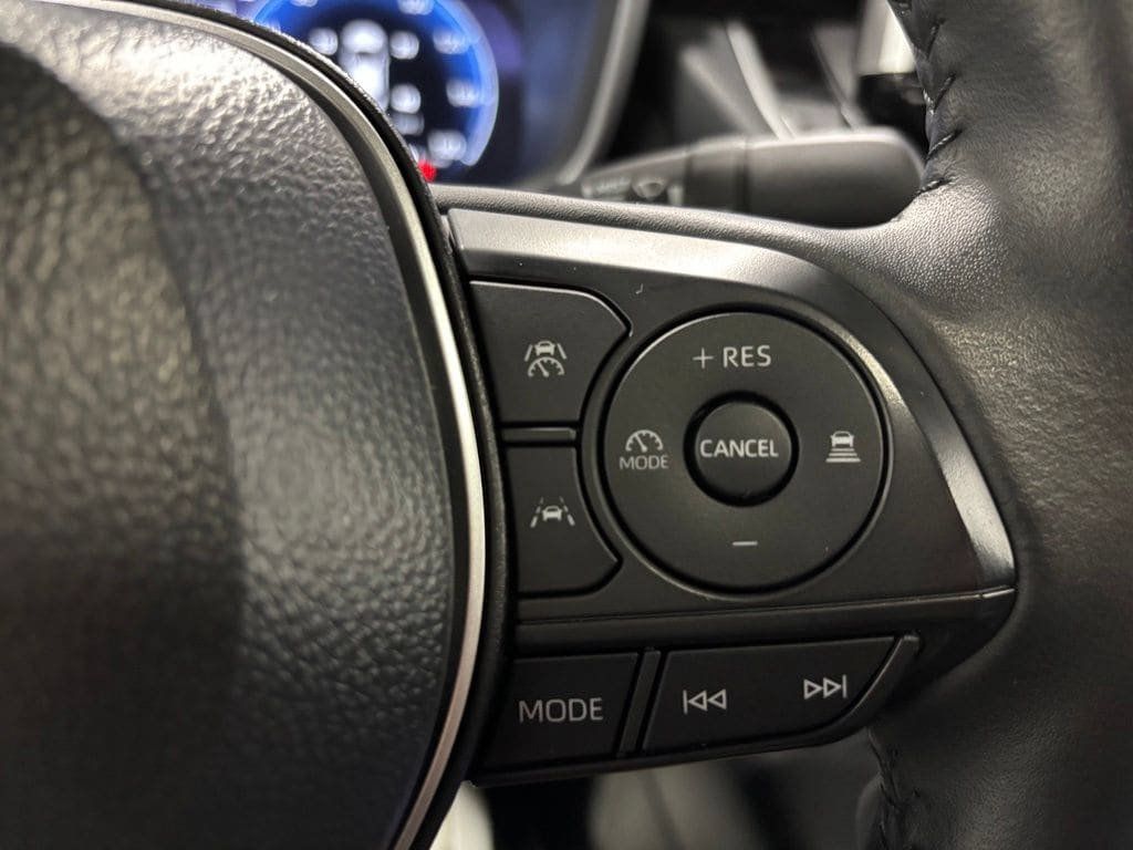 Used 2026 Toyota Corolla XSE FWD image 20