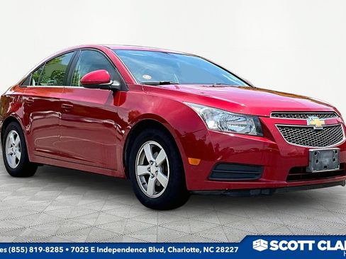 Used 2014 Chevrolet Cruze LT FWD image 1