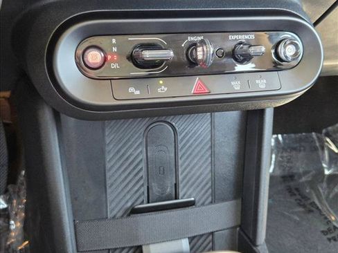 Used 2025 MINI Cooper S FWD image 11