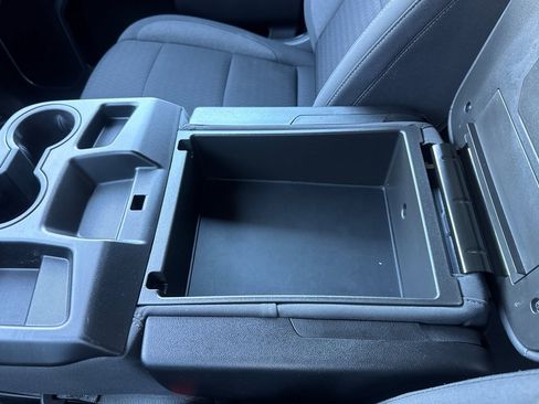 Used 2024 Chevrolet Silverado 1500 LT image 31