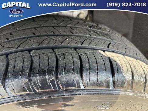 Certified 2024 Ford Edge SEL w/ Convenience Package image 14