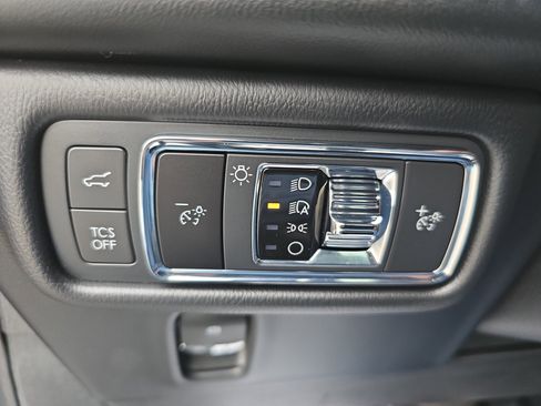 Used 2022 Lincoln Nautilus Reserve w/ Equipment Group 201A image 25