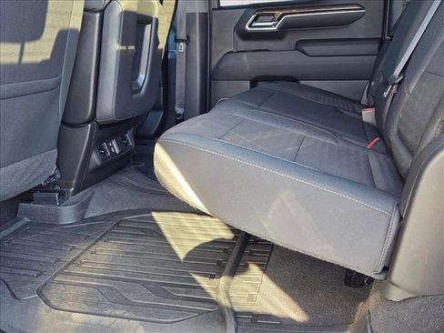 Used 2022 GMC Sierra 1500 Elevation w/ LPO, Elevation Black Package AWD/4WD image 19