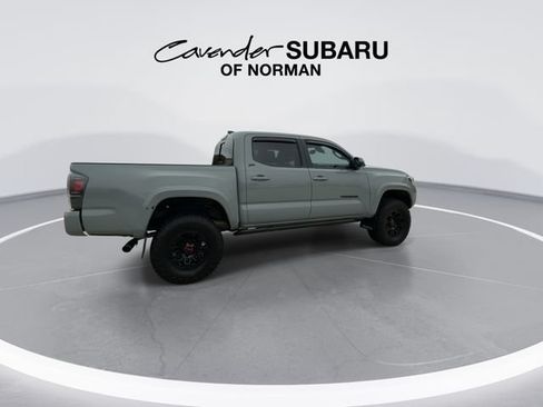 Used 2022 Toyota Tacoma TRD Sport w/ Technology Package AWD/4WD image 9