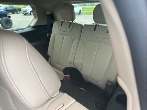 Used 2021 Jeep Grand Cherokee L Limited AWD/4WD image 12