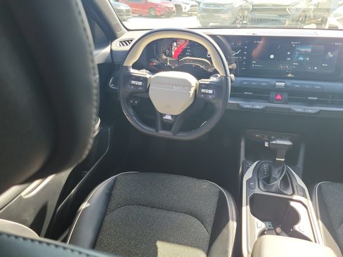 Used 2025 Kia K4 GT-Line w/ GT-Line Sunroof Package FWD image 16