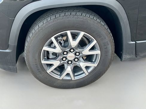 Used 2023 GMC Acadia SLT w/ Preferred Package AWD/4WD image 34