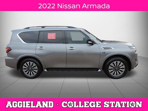Used 2022 Nissan Armada SL w/ Midnight Edition Package image 2