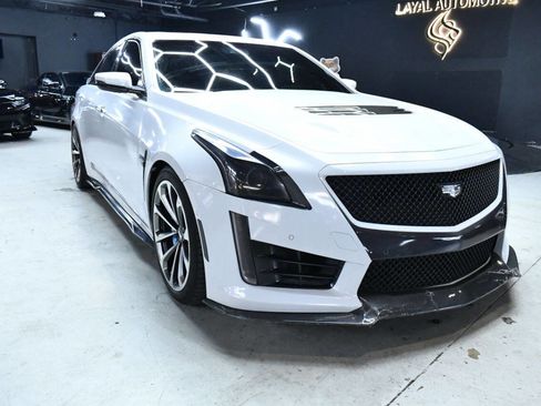 Used 2016 Cadillac CTS V w/ Luxury Package image 27