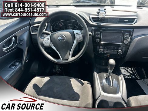 Used 2016 Nissan Rogue SV w/ SV Premium Package AWD/4WD image 15