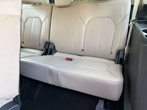 Used 2024 Ford Expedition Max Limited RWD image 27