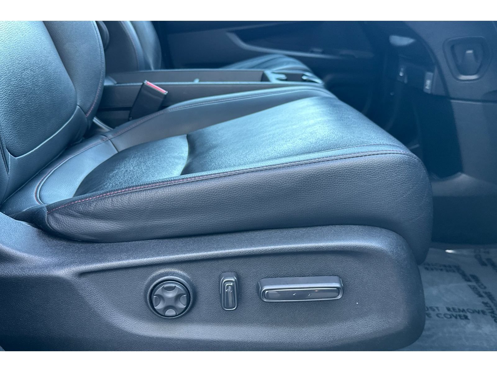 Used 2024 Honda Odyssey Sport image 24