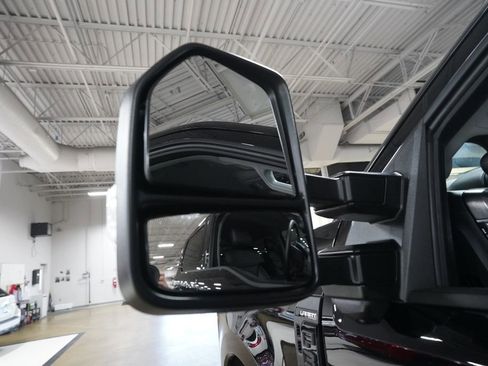 Used 2024 Ford F350 Lariat w/ Lariat Ultimate Package AWD/4WD image 24
