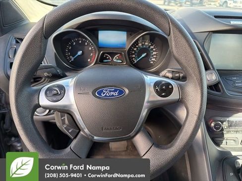 Used 2015 Ford Escape SE w/ Equipment Group 201A image 10