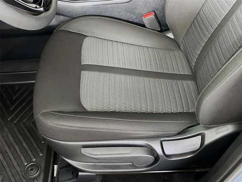 Certified 2025 Kia Sorento LX image 22