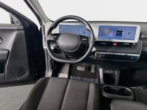 Used 2024 Hyundai Ioniq 5 SEL RWD image 22
