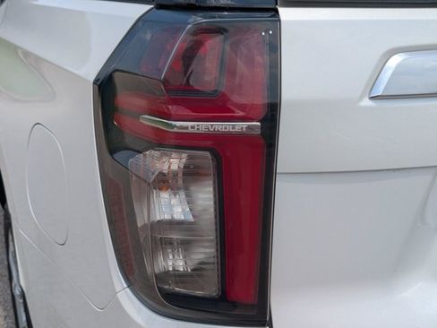 Used 2022 Chevrolet Tahoe High Country AWD/4WD image 11
