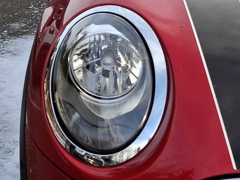 Used 2018 MINI Cooper Convertible image 7