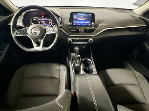 Used 2024 Nissan Altima 2.5 SV FWD image 30