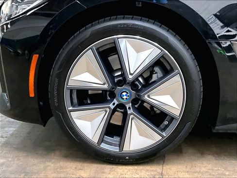 Used 2024 BMW i4 eDrive35 w/ Premium Package RWD image 12